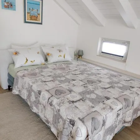 Apartamento With A Parking Space Losinj, Losinj - 22870 *